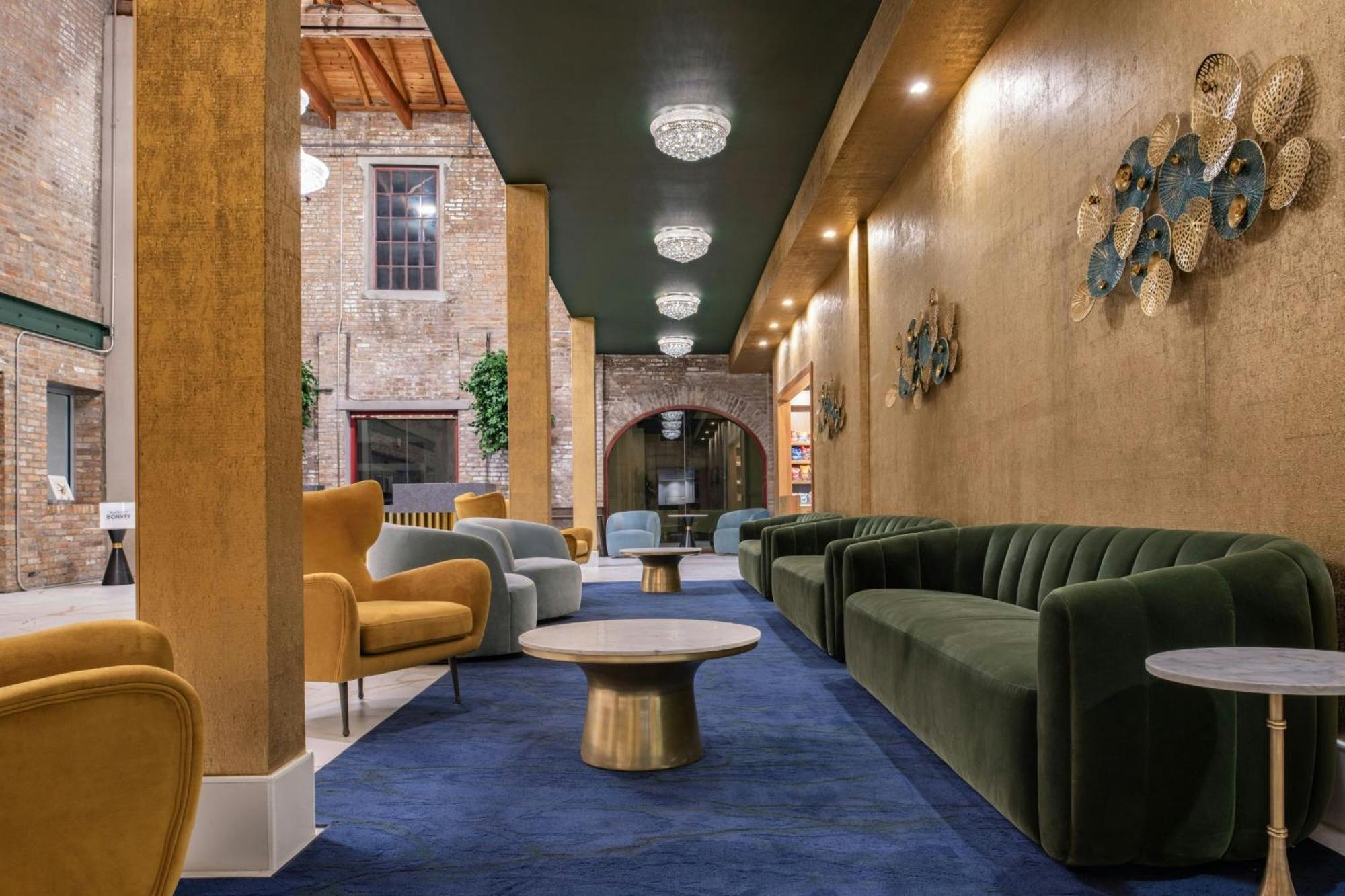 Springhill Suites By Marriott New Orleans Warehouse Arts District Exterior photo