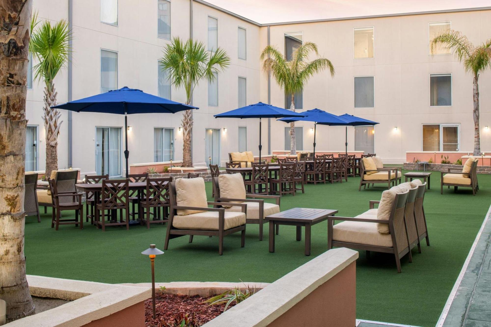 Springhill Suites By Marriott New Orleans Warehouse Arts District Exterior photo